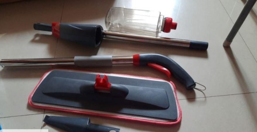 360° Spray Mop with Refillable Bottle